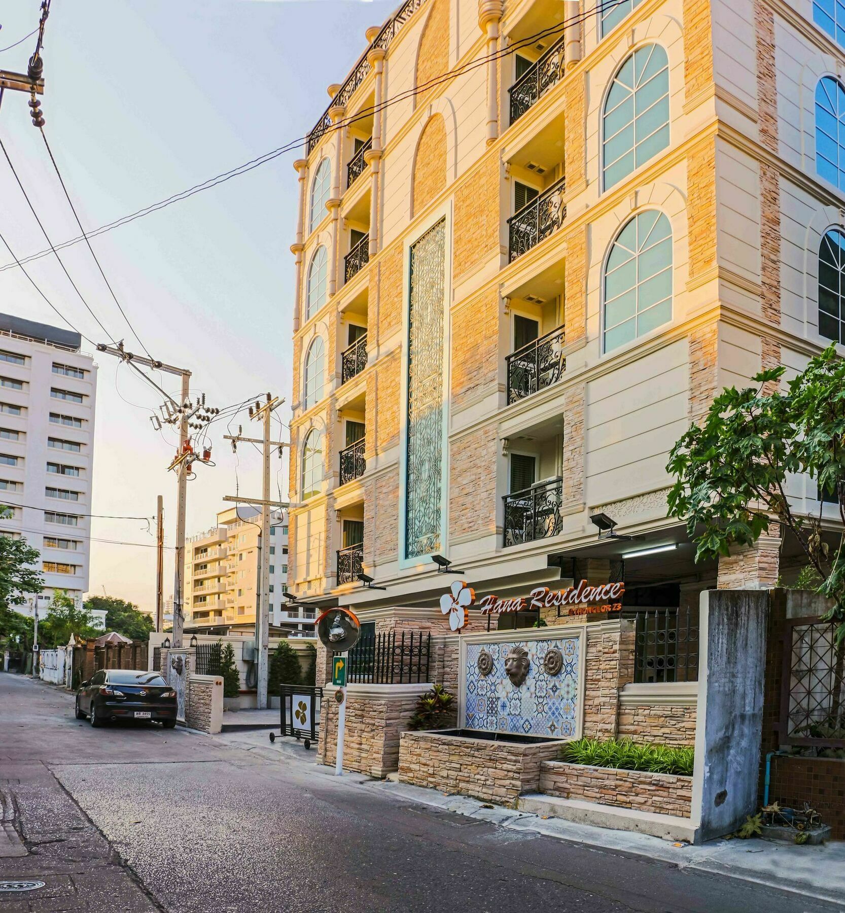 Aspira Hana Executive Apartment Thonglor Bangkok Kültér fotó